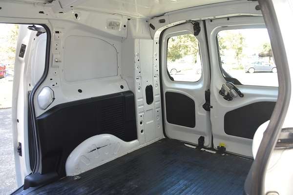 2012 Peugeot Partner L2 B9P