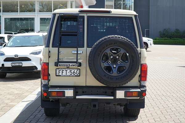 2024 Toyota Landcruiser GXL GDJL76R