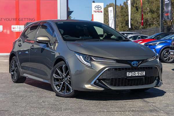 2020 Toyota Corolla ZR Hybrid ZWE211R