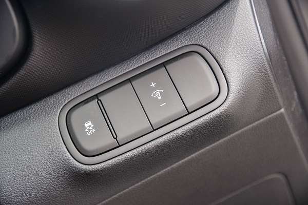 2025 Hyundai Venue Active QX.V5