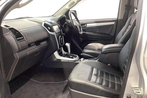 2018 Isuzu MU-X LS-T