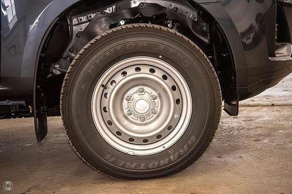 2025 Isuzu DMax 4 x 4 CREW UTE SX 3.0L AT