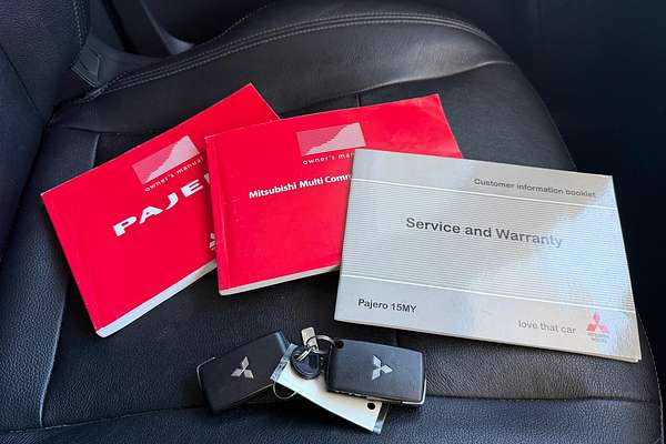2014 Mitsubishi Pajero Exceed NX