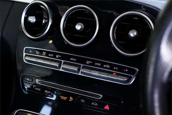 2018 Mercedes-Benz C-Class C300 W205