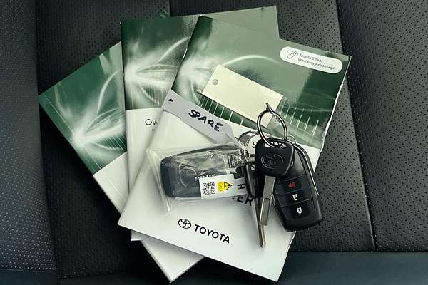 2024 Toyota Hilux Rogue 48V GUN126R 4X4