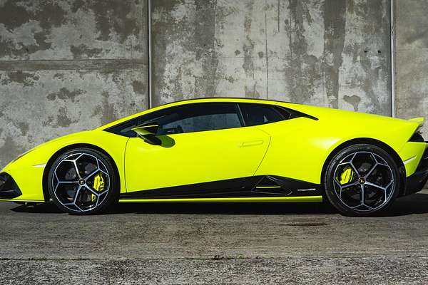 2021 Lamborghini Huracan EVO Fluo Capsule 724