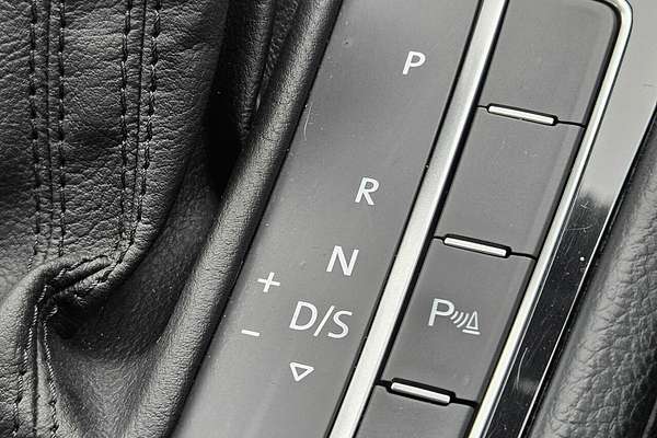 2015 Volkswagen Golf 110TSI Highline 7