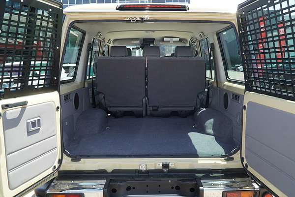 2024 Toyota Landcruiser GXL GDJL76R