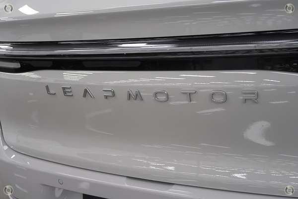 2025 Leapmotor C10 Design B11