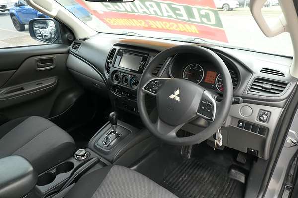 2017 Mitsubishi Triton GLX MQ 4X4