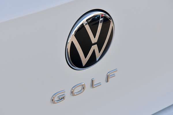 2024 Volkswagen Golf 110TSI Life 8