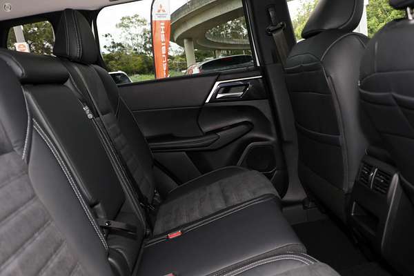 2025 Mitsubishi Outlander Aspire ZM