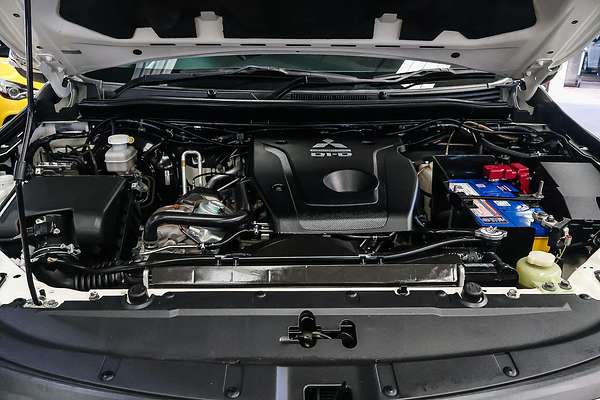 2018 Mitsubishi Pajero Sport GLX QE