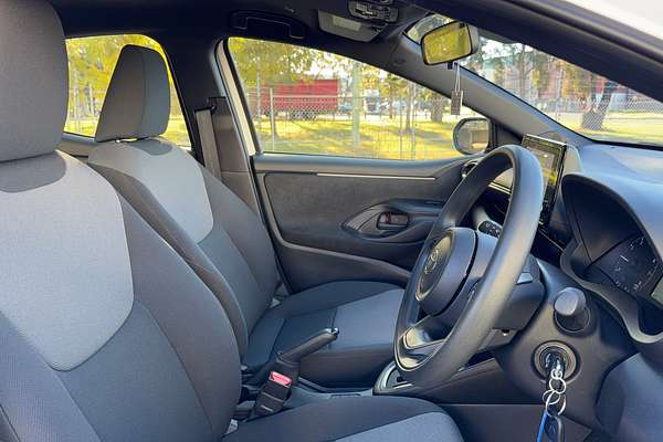 2024 Toyota Yaris Ascent Sport MXPA10R