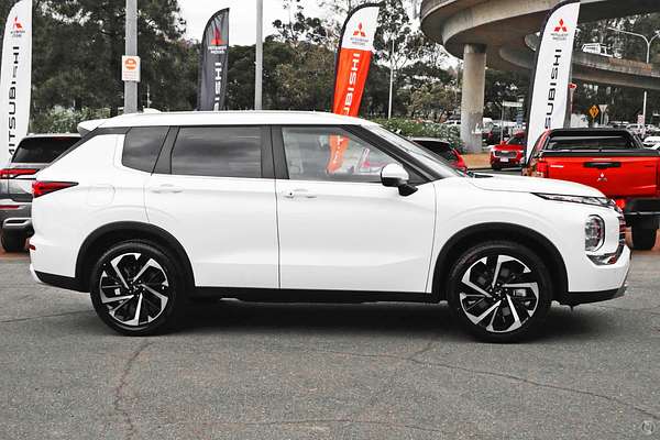 2025 Mitsubishi Outlander Aspire ZM
