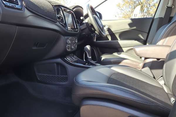 2020 Jeep Compass Night Eagle M6