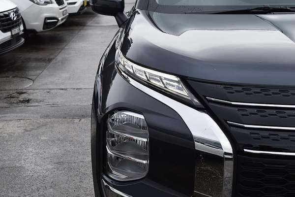 2024 Mitsubishi Outlander ES ZM