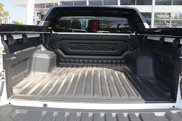 2024 Mitsubishi Triton GSR MV 4X4