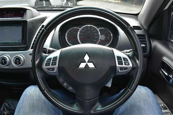 2014 Mitsubishi Triton GLX-R MN 4X4