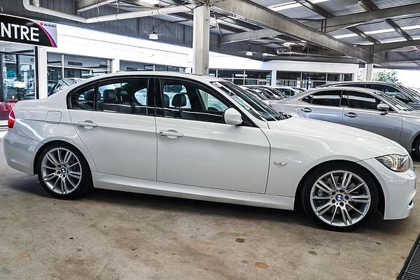 2011 BMW 3 Series 335i M Sport E90