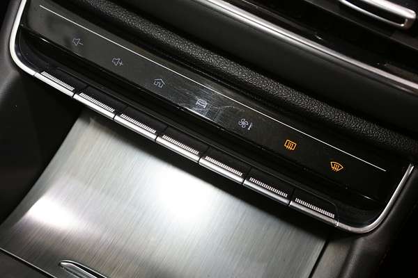 2024 MG HS Vibe SAS23