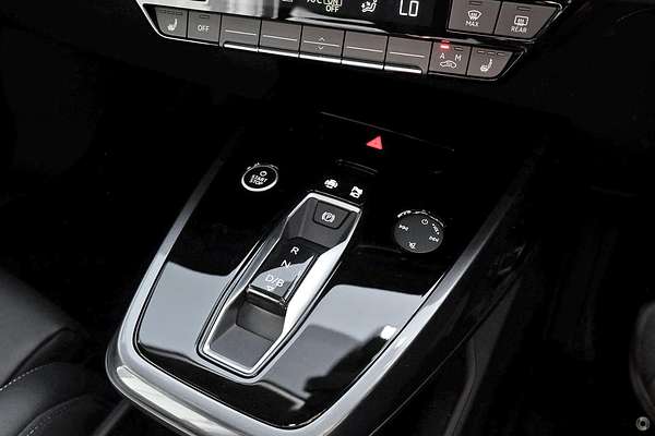 2025 Audi Q4 e-tron 55 F4