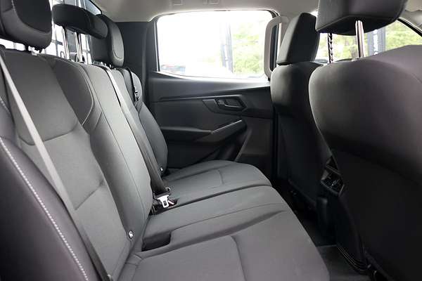 2025 Isuzu D-MAX SX 4X4