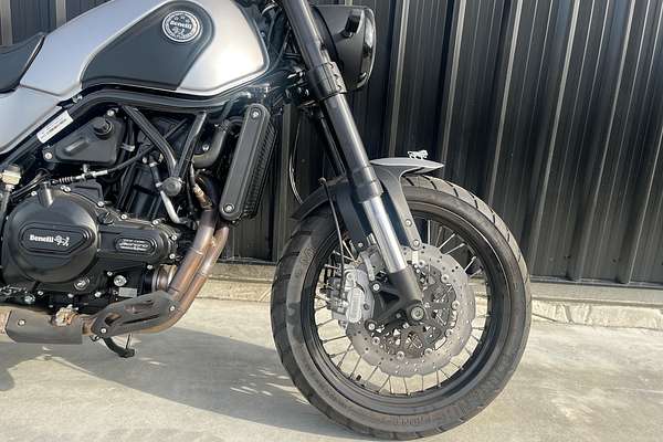 2025 Benelli Leoncino 500