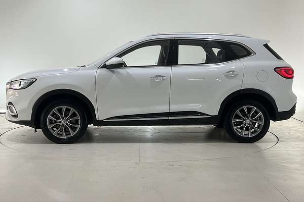 2022 MG HS Vibe SAS23