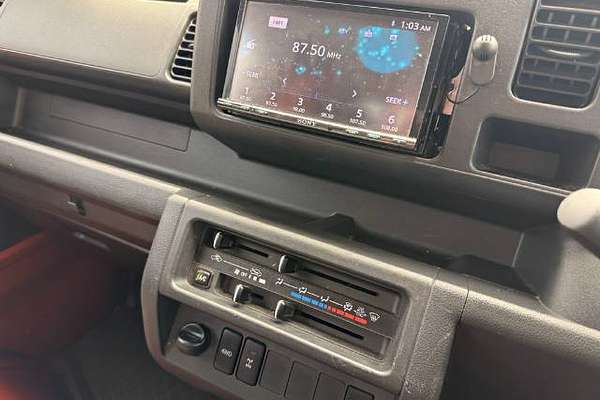 2014 Daihatsu HIJET