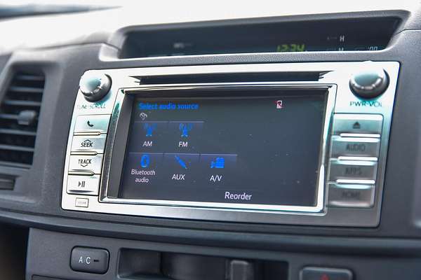 2015 Toyota Hilux SR KUN26R 4X4