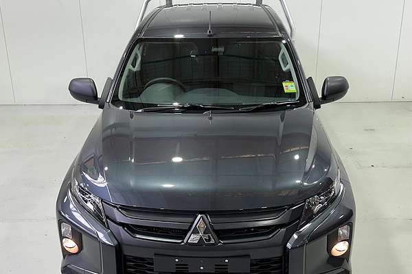 2023 Mitsubishi Triton GLX MR