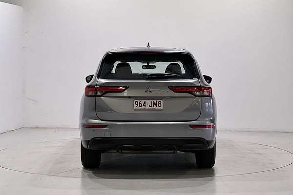 2023 Mitsubishi Outlander ES ZM
