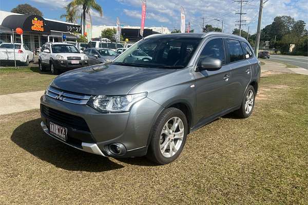 2014 Mitsubishi Outlander ES ZJ