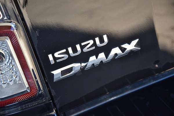 2022 Isuzu D-MAX X-TERRAIN 4X4