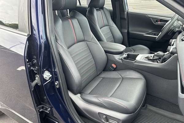 2023 Toyota RAV4 XSE