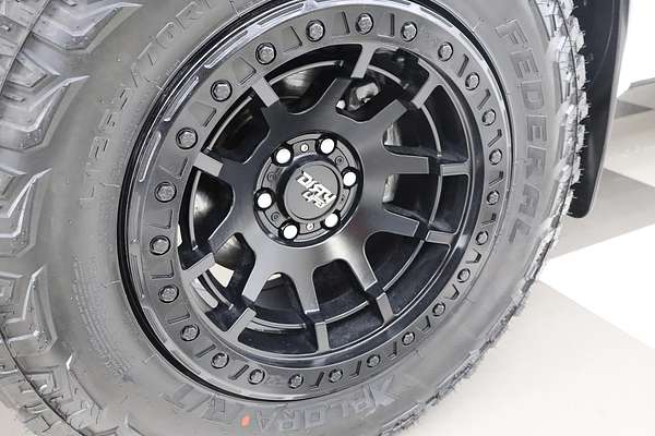 2021 Nissan Navara SL D23 Rear Wheel Drive
