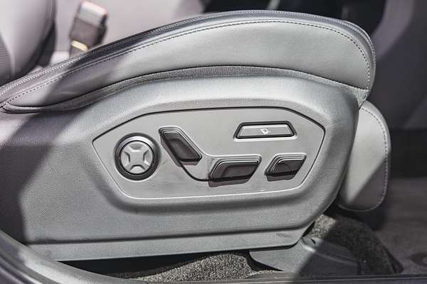 2024 Hyundai Santa Fe Calligraphy MX5.V1