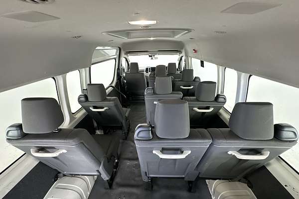 2019 Toyota Hiace Commuter GDH322R