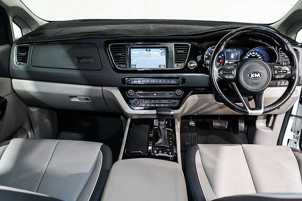 2016 Kia Carnival Platinum YP