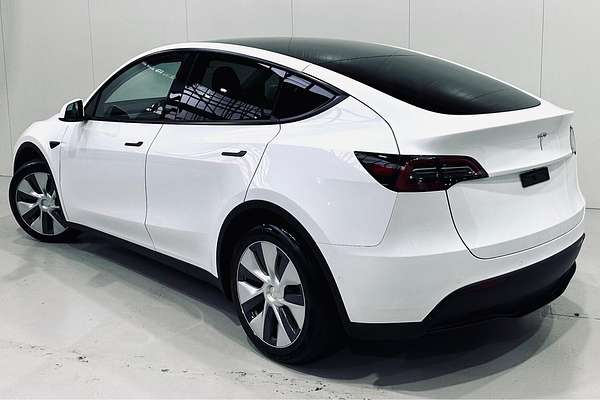 2022 Tesla Model Y Rear-Wheel Drive (No Series)