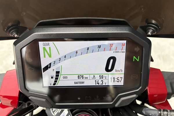 2025 Kawasaki Z500 SE