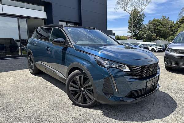 2022 Peugeot 5008 GT Sport P87