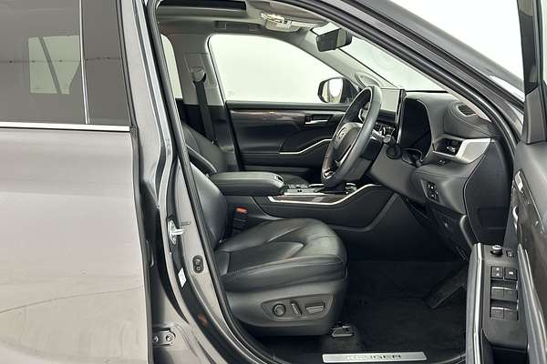 2023 Toyota Kluger Grande AXUH78R