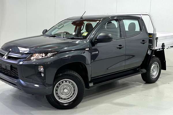 2023 Mitsubishi Triton GLX MR