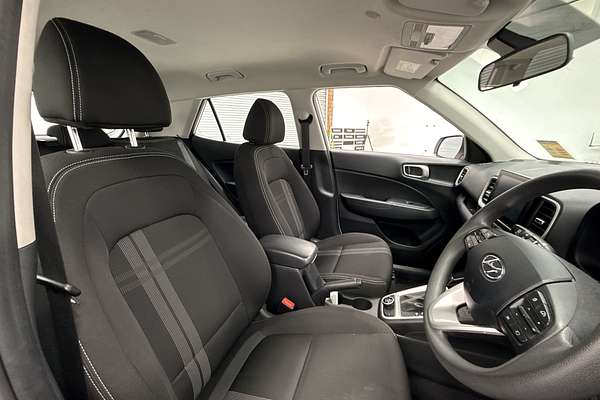2023 Hyundai Venue Active QX.V5