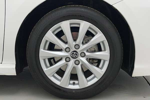 2018 Toyota Camry Ascent Sport AXVH71R