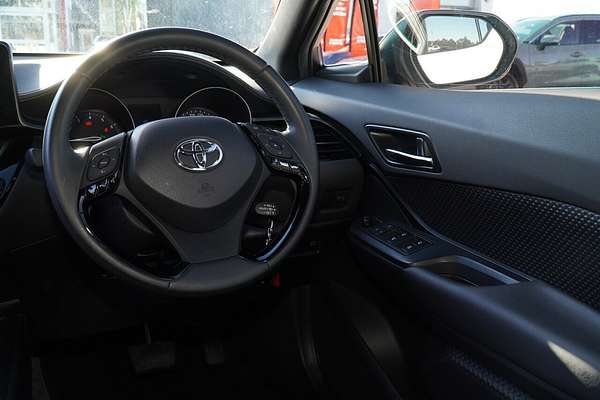 2019 Toyota C-HR NGX10R
