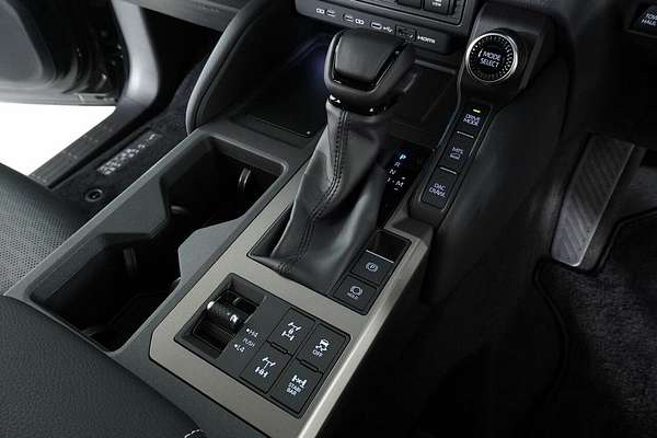 2024 Toyota Landcruiser Prado Altitude GDJ251R