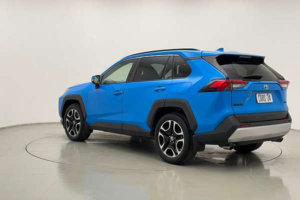 2020 Toyota RAV4 Edge AXAA54R